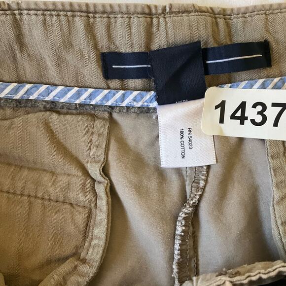 GAP Women’s Khaki Shorts size 4 US, Natural Tan - Picture 9 of 11